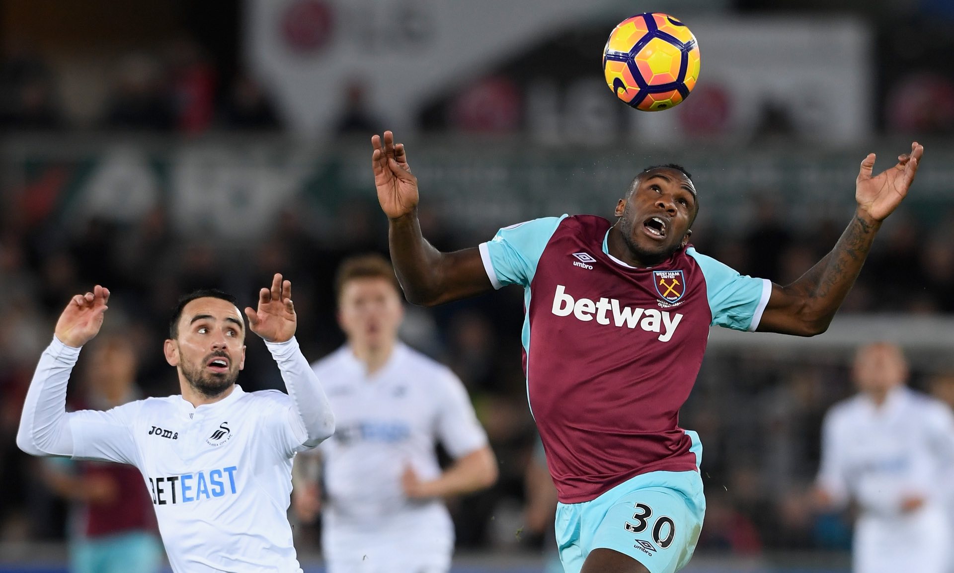 后防线的重 后防线的重